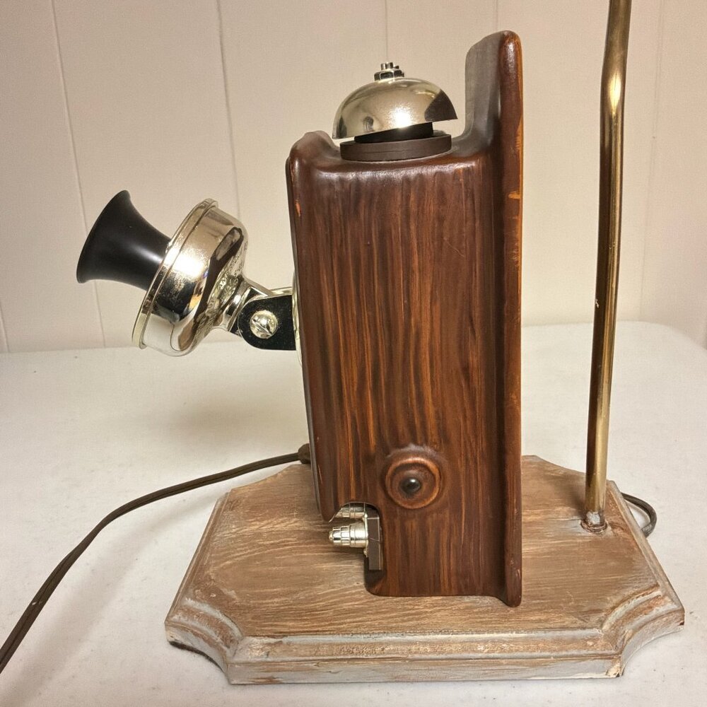 Jim Beam Whiskey Decanter Bottle 1249 Telephone Lamp Tested and Works - Picture 3 of 9